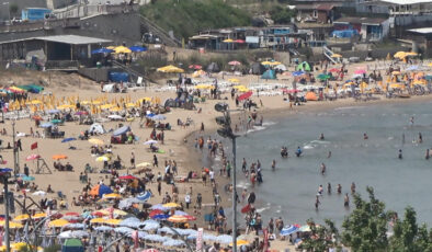 İstanbul’da kalanlar Şile’deki plajlarda yoğunluk oluşturdu