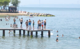 Kocaeli’nin mavi bayraklı plajları bayramın gözdesi oldu