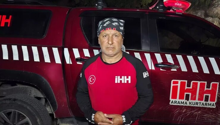 Manavgat Şelalesi’nde Mahsur Kalan 3 Kişi Kurtarıldı