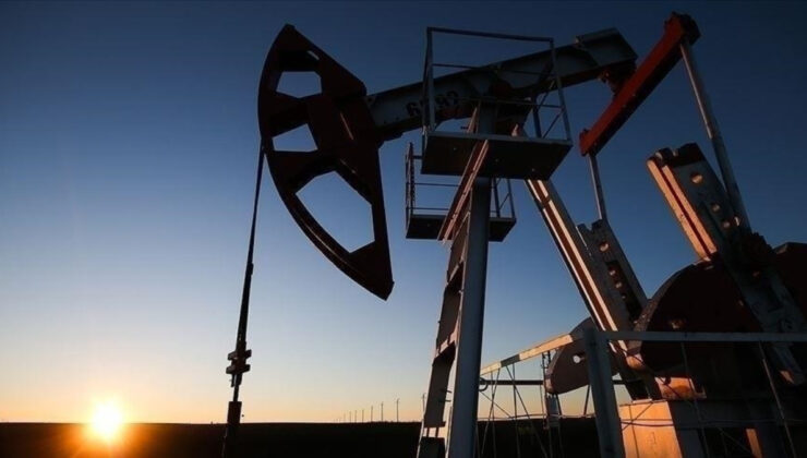 Petrol fiyatları 5 ayın zirvesinden geri döndü