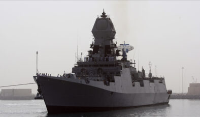 Rumlar limanlarını Hindistan savaş gemilerine açıyor