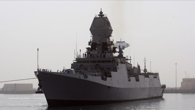 Rumlar limanlarını Hindistan savaş gemilerine açıyor