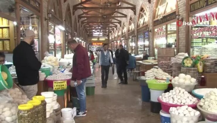 Van’ın tescilli otlu peyniri kışa hazır