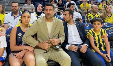 Volkan Demirel, voleybolcu kızı Yade ile Fenerbahçe Beko – Beşiktaş maçında!