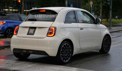 Yeni Fiat 500 Hibrit yol testinde görüntülendi