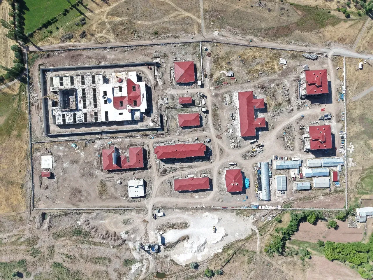 Şebinkarahisar Cezaevi1