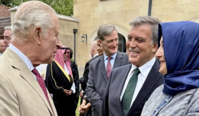 Abdullah Gül, İngiltere Kralı Charles ile bir araya geldi