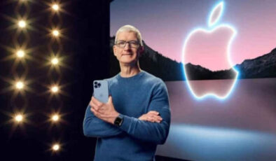 Apple CEO’su Tim Cook, artık tasarım  ekibini denetleyecek