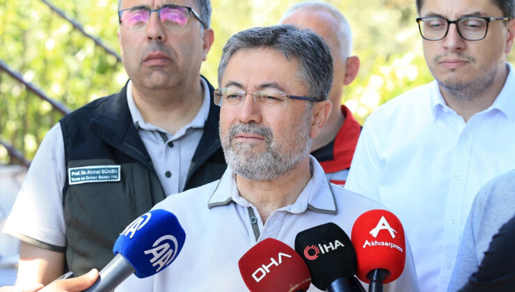 Bakan Yumaklı: 3 ildeki yangınlar kısmen kontrol altında