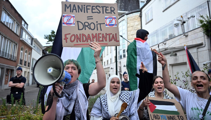 Belçika’da yüzlerce kişiden Gazze’ye destek: İsrail Büyükelçiliği önünde protesto gösterisi düzenlendi