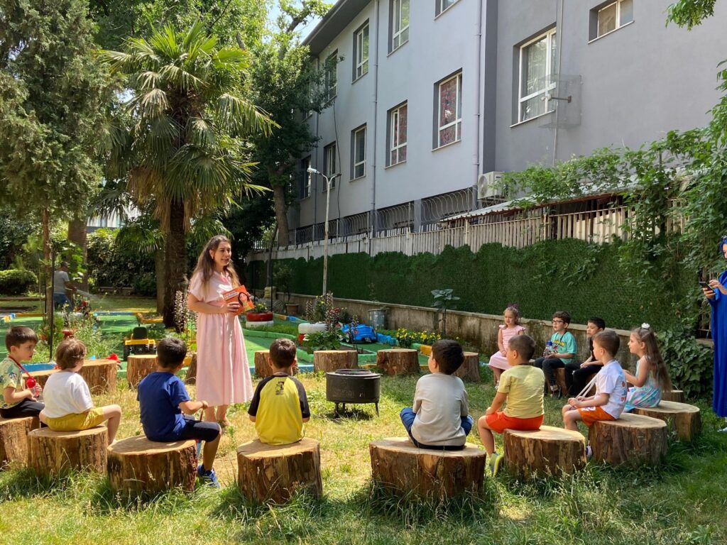 Kübra Karasu