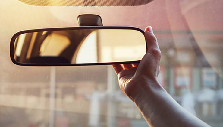 Dikiz aynasına poşet çay asın, faydasına bakın…