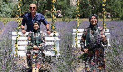 Astım Hastası Eşi İçin Lavanta Bahçesi Kurdu!