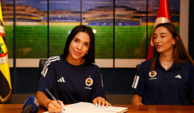 Fenerbahçe, Hande Baladın ve Helin Kayıkçı ile sözleşme imzaladı