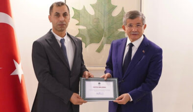 Gelecek Partisi İzmir İl Başkanı Yaşar Beyazgül tacizden gözaltında