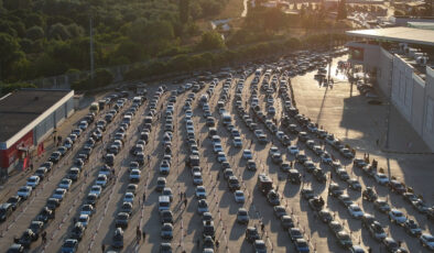 Gurbetçiler geliyor! Kapıkule’de sezonun en hareketli günü