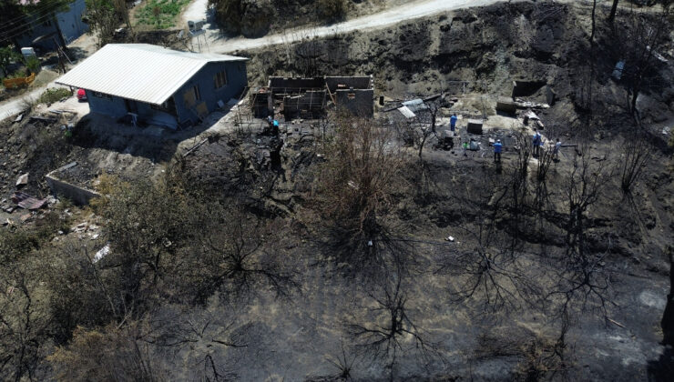 Hatay depreminde evi yıldı: Yeni evi için aldığı eşyalar yangında kül oldu