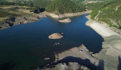 Hatay’da kuraklıkla birlikte barajdaki su seviyesi yüzde 20’ye düştü