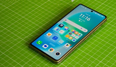 Honor, ‘dünyanın en ince’ katlanabilir telefonunu piyasaya sürdü