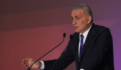 İbrahim Hacıosmanoğlu: Her kulübe eşit mesafede kaldık