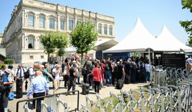 İstanbul müzakerelerine basın mensuplarından yoğun ilgi