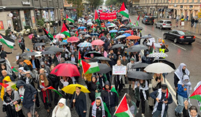 İsveç’te yüzlerce kişiden Filistin’e destek: Protesto yürüyüşü düzenlendi