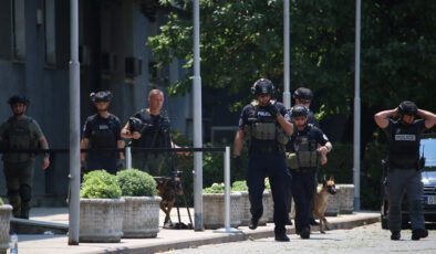 Kosova’da meclis, bomba ihbarı nedeniyle tahliye edildi