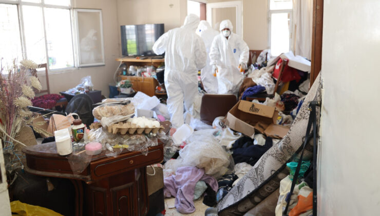 Mersin’de çöp ev üçüncü kez temizlendi: 6 ton çöp çıktı