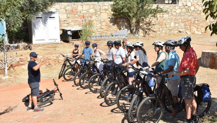 Muğla Bodrum’a gelen yabancı turistler doğanın tadını çıkardı