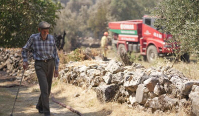Muğla’da yangın çıkan antik kentte yaşayan yaşlı adam zar zor ikna edildi