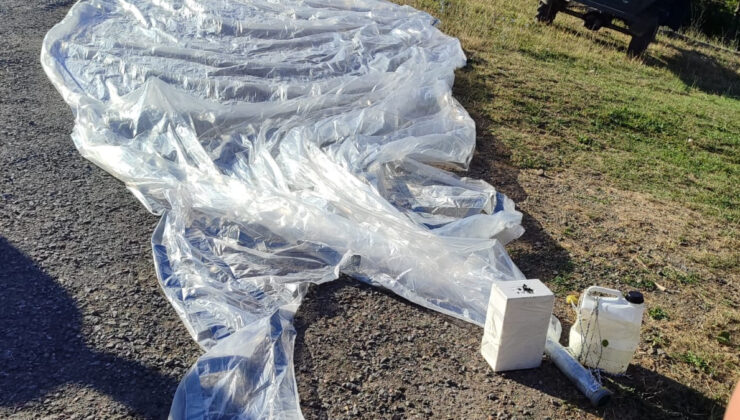 Sakarya’da gökyüzünden düşen paraşüte benzer nesne, incelemeye alındı