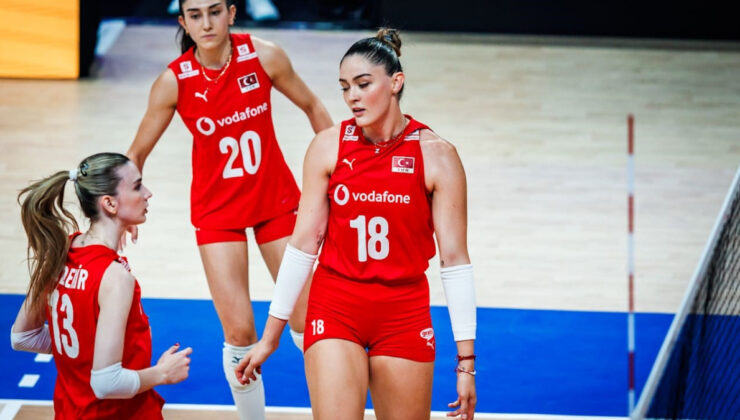Türkiye Kadın Voleybol Takımı, Sırbistan’a kaybetti