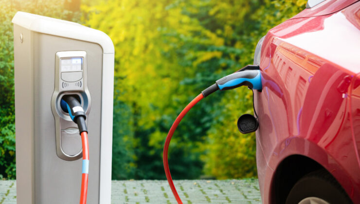 Türkiye’de elektrikli araçlar 250 bini aştı.