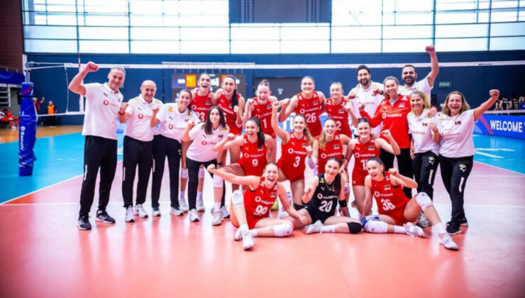 U19 Milli Kadın Voleybolcular, Dünya Şampiyonası’nda yarı finalde