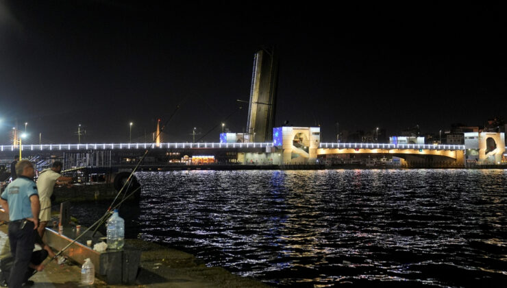Yeni Galata Köprüsü Bakım İçin Trafiğe Kapatıldı