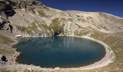 Giresun’da 3 Bin 107 Metrelik Karagöl Dağına Zirve Tırmanışı Yapıldı