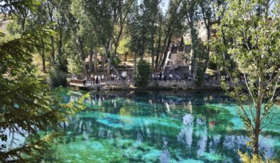 Bozkırın Nazar Boncuğu Gökpınar Gölü Ziyaretçi Akınına Uğradı