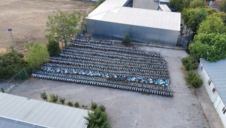 İBB’nin Binlerce Bisikleti Depolarda Çürümeye Terk Edildi