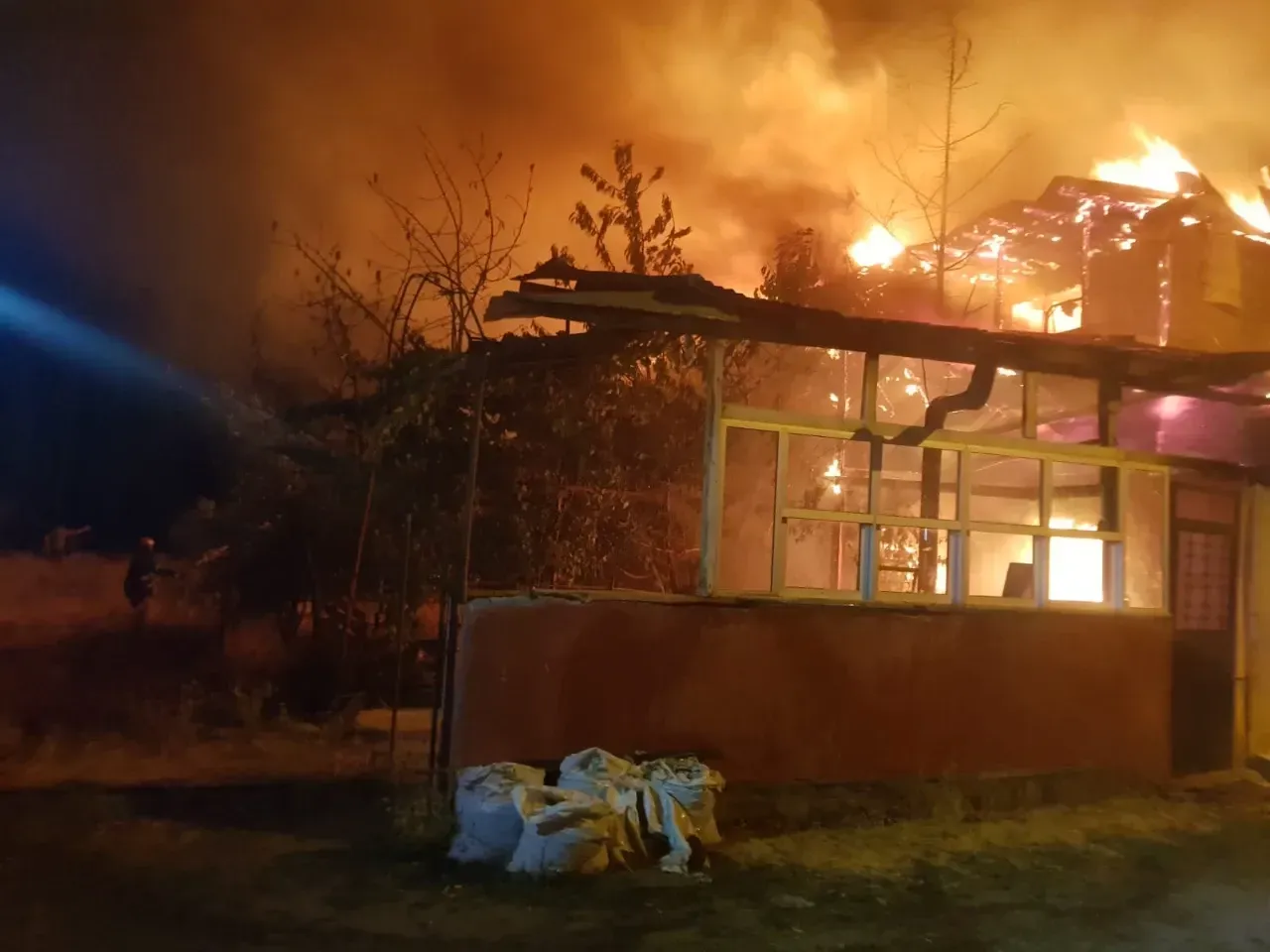 Şebinkarahisar yangın