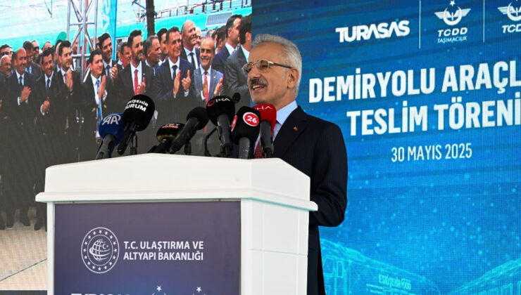 Abdulkadir Uraloğlu: 2025 yılında 127 milli yük vagonunu raylara indirdik