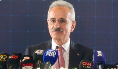 Abdulkadir Uraloğlu: Pilot lisansı için esnek başvuru ve iki aşamalı sınav sistemi 15 Ağustos’ta başlıyor