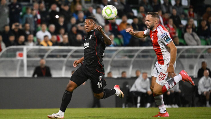 Beşiktaş – St. Patrick’s maçının ilk 11’leri