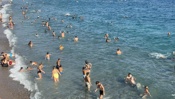 Bodrum’da tatilci etkisi: Nüfus 800 bine dayandı