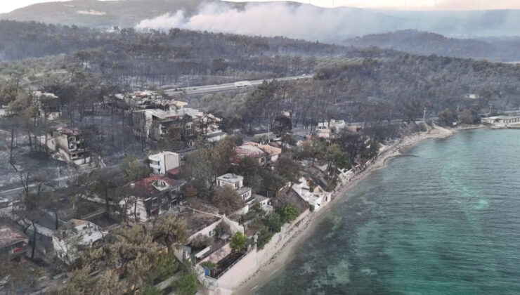 Çanakkale’de yanan villalar görüntülendi