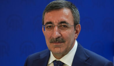 Cevdet Yılmaz: Cumhurbaşkanlığı makamı milli iradeyi temsil ediyor