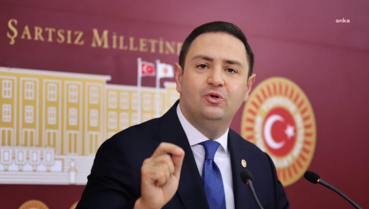 CHP’li Umut Akdoğan, Cumhurbaşkanı Erdoğan için atılan sloganlara tepki gösterdi