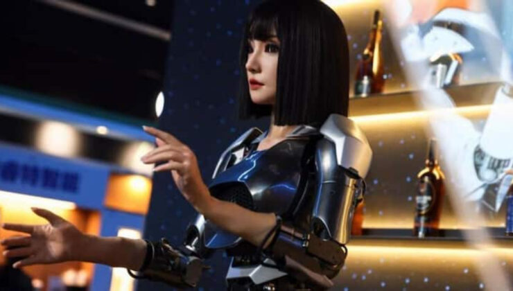 Çin’de ilk ‘robot alışveriş merkezi’ hizmete açıldı