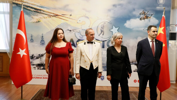 Çin’deki Zafer Bayramı resepsiyonunda Kurtuluş Savaşı kahramanları anıldı