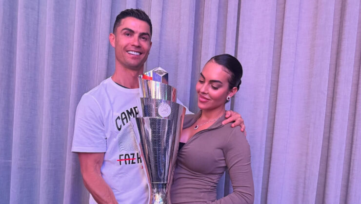 Cristiano Ronaldo sevgilisi Georgina Rodriguez’e evlilik teklif etti! Yüzük sosyal medyda gündem oldu