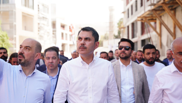 Deprem konutları için hummalı çalışma: 24 saat mesai